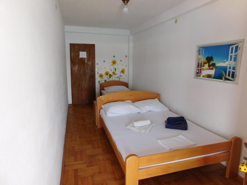 Apartments Kalafatovic Drače Exterior foto
